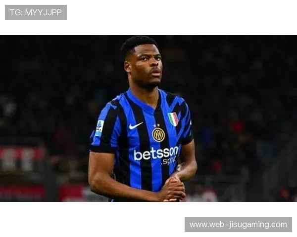 国米边翼卫邓弗里斯拉伤，将缺席关键欧冠小组赛